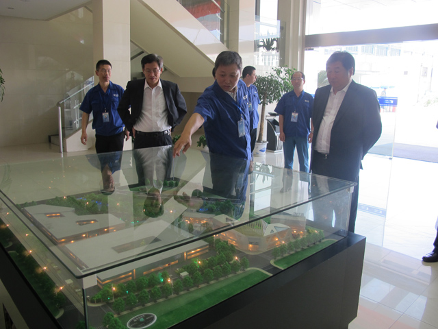 潍柴集团谭旭光董事长携带团队来我公司视察