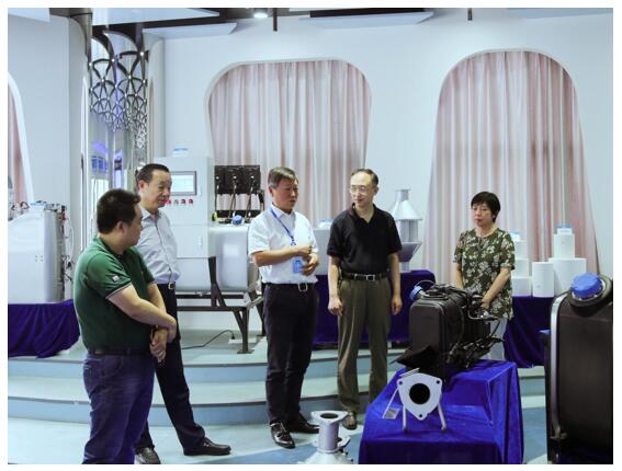 无锡市市场监督治理局常务副局长胡宏一行光临百乐博高科走访调研